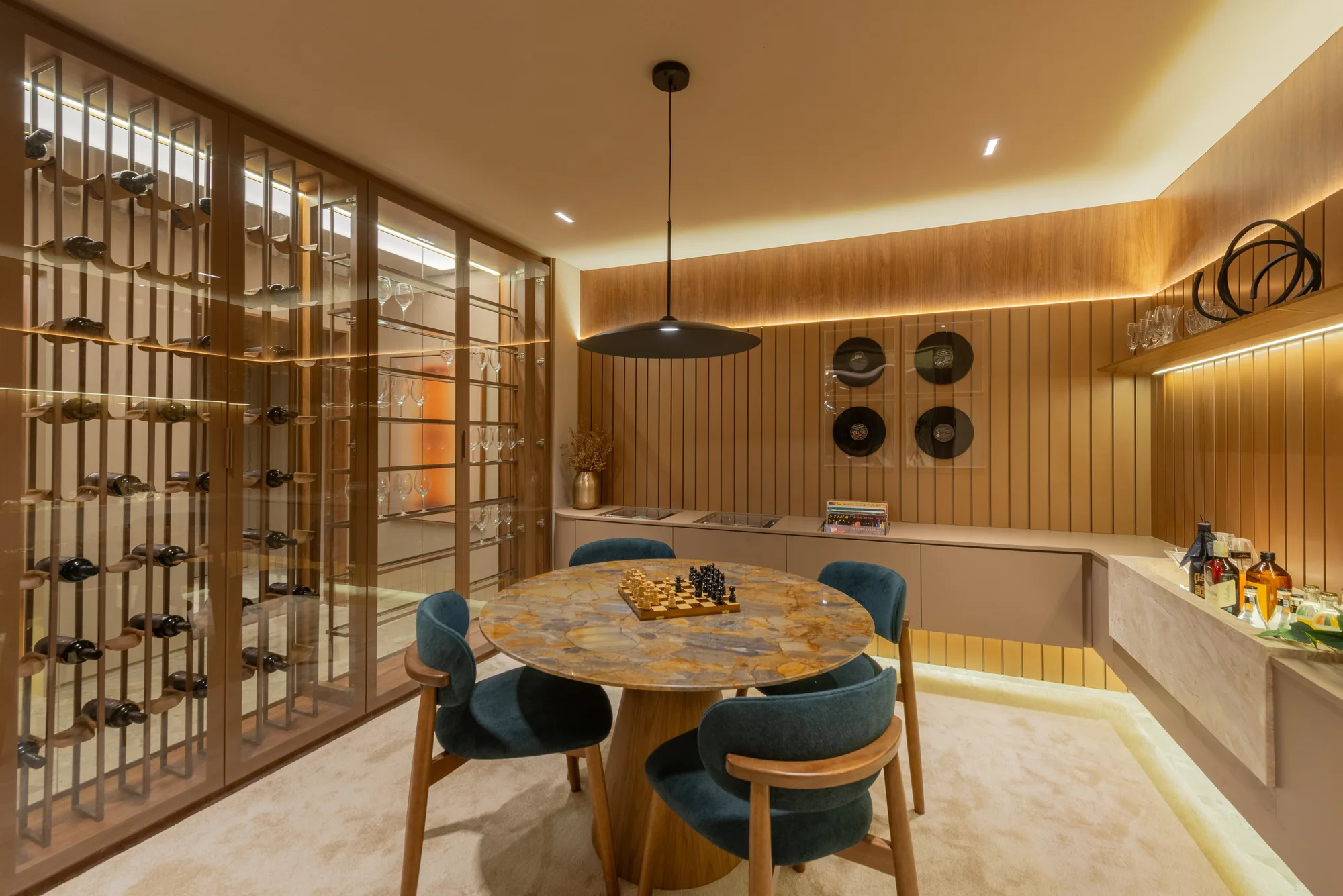 Listening Bar - apto de 243m² (Foto do decorado)